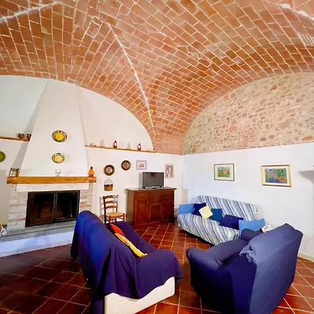 Podere Casalpiano Aparthotel *
