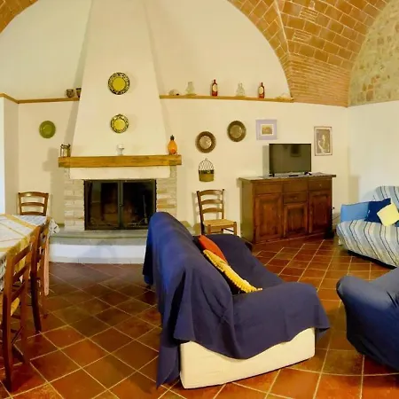Podere Casalpiano Hotel apartamentowy *