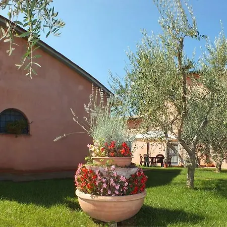Hotel apartamentowy Podere Casalpiano